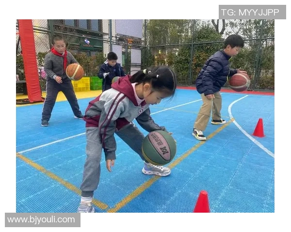 对话杨丽：回顾她的篮球生涯与成长历程的精彩瞬间