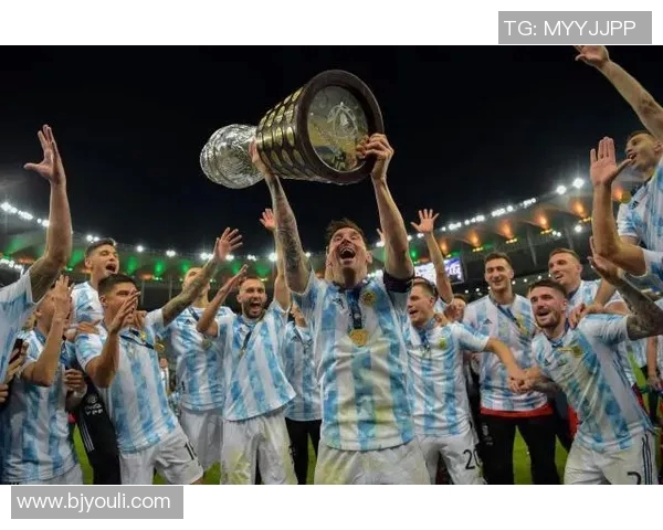 梅西领衔阿圭罗带队巴萨夺得足总杯冠军